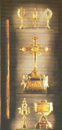 Reliquias_de_lapasion_que_se_encuentran_en_la_Iglesia_de_la_Santa_Cruz_de_Jerusalen.jpg